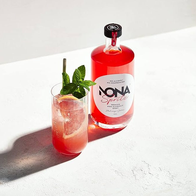 Nona Spritz met cocktail, onderdeel van het Spritz pakket