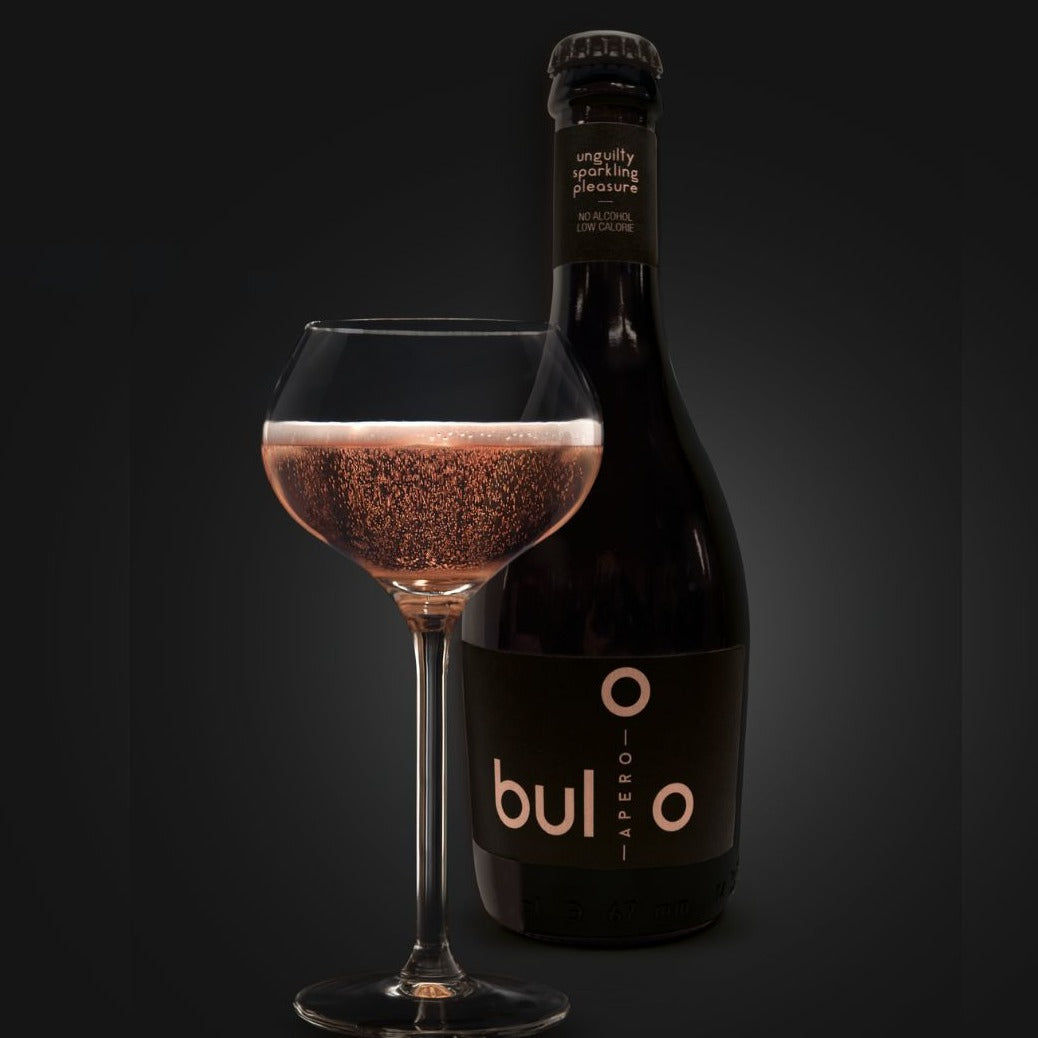 Buloo Apero 33cl - alcoholvrije champagne in champagne coupe